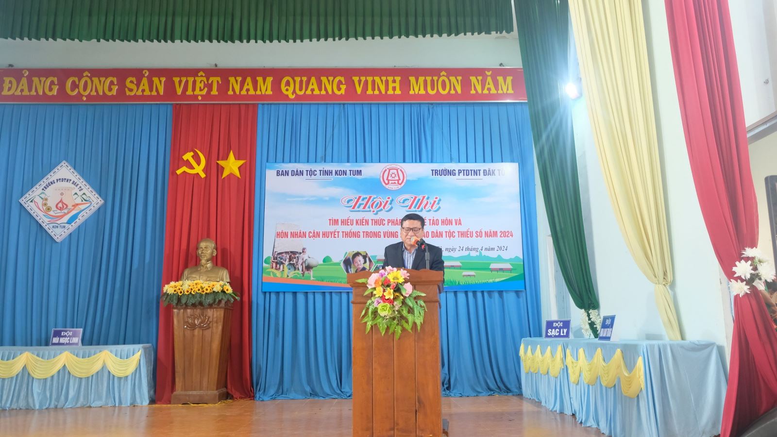 Hoàn thành tổ chức Hội thi tìm hiểu kiến thức pháp luật về tảo hôn và hôn nhân cận huyết thống trong vùng dân tộc thiểu số và miền núi tại 05 Trường PTDTNT