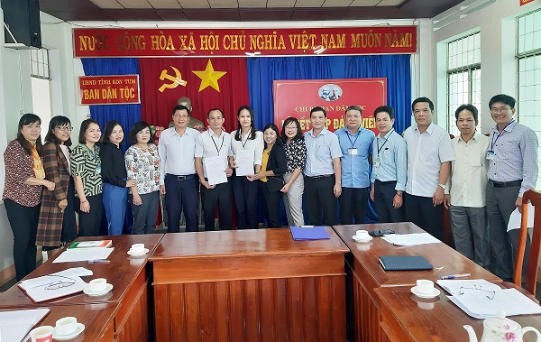 Chi bộ Ban Dân tộc tổ chức Lễ kết nạp Đảng viên mới